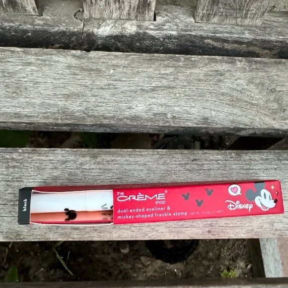 The Crème Shop Disney Eyeliner Dual Sided Stamp Black New - Picture 1 of 4